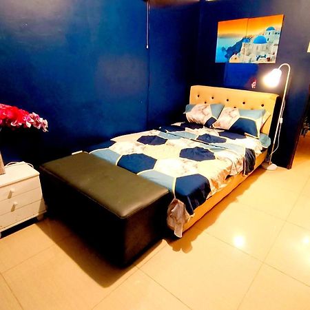 Mamby Gray'S Place Balcony, Karaoke ,Wifi,Netflix &Kitchen Imus Exteriör bild